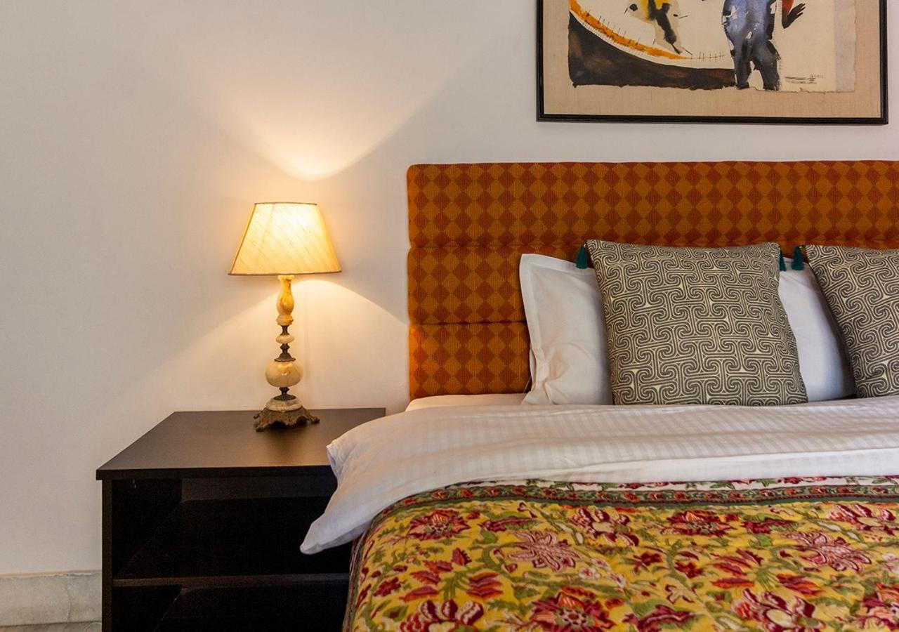 Neelam Bed & Breakfast Колката Екстер'єр фото