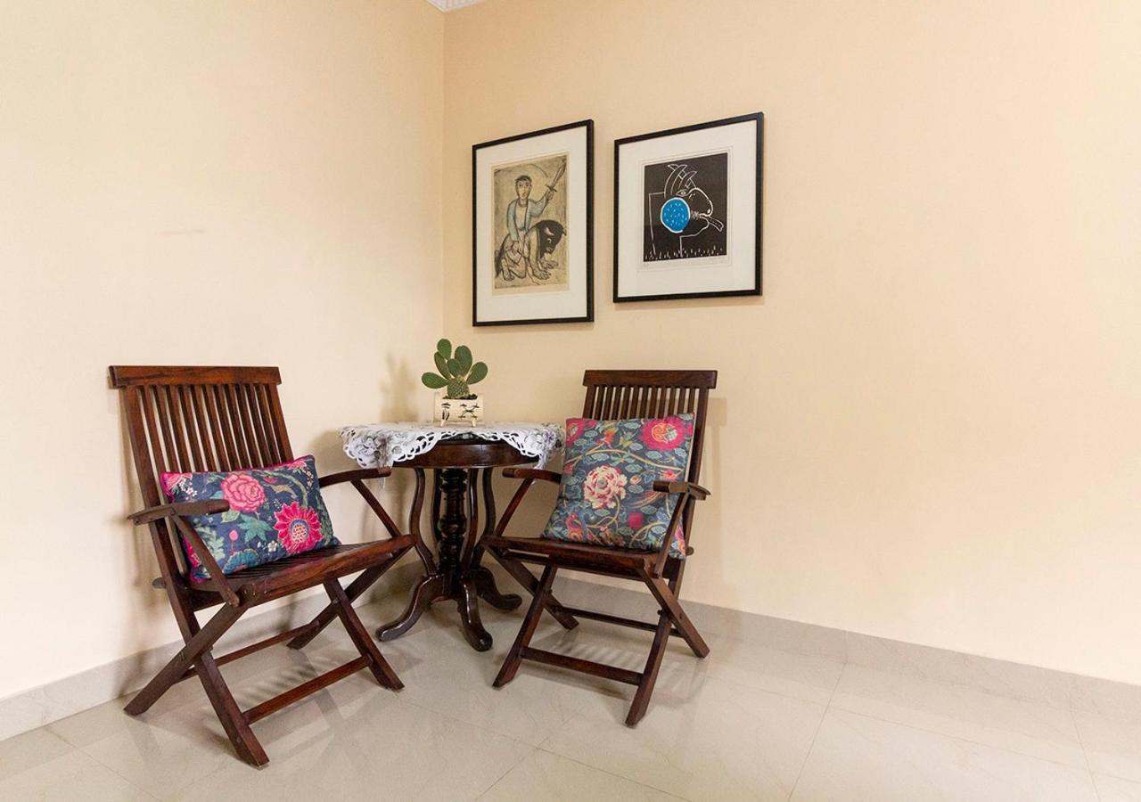 Neelam Bed & Breakfast Колката Екстер'єр фото