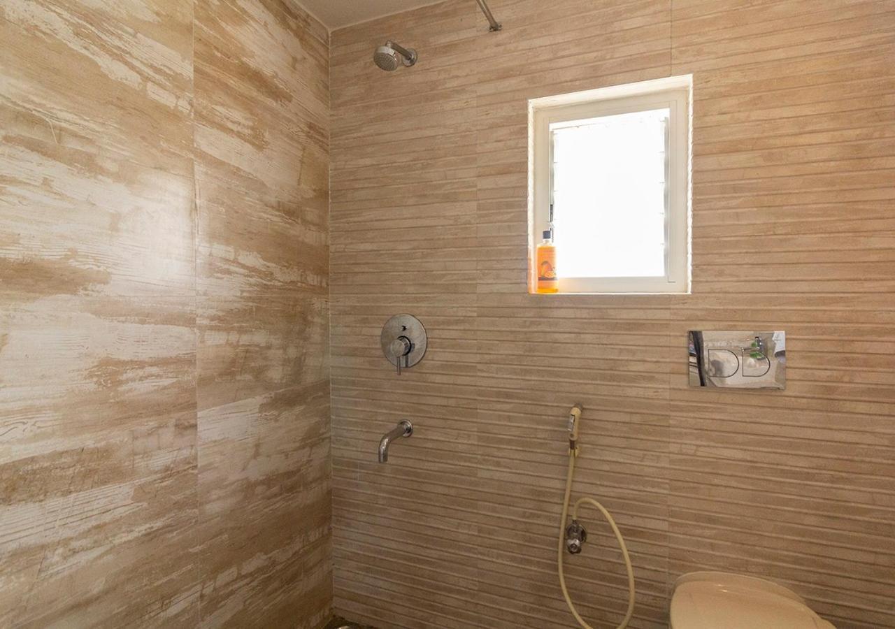 Neelam Bed & Breakfast Колката Екстер'єр фото